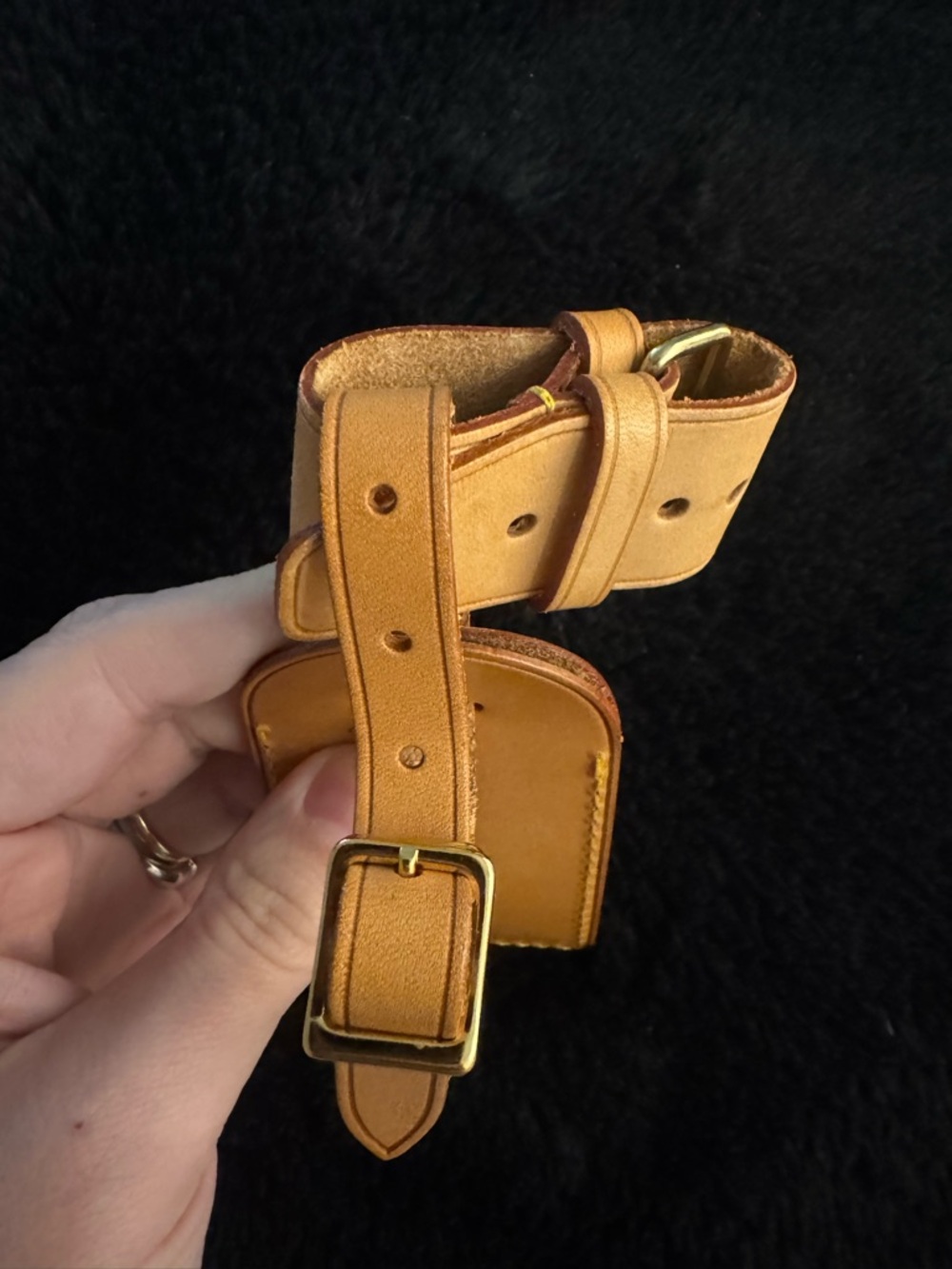 Louis Vuitton Leather Luggage Tag - Picture 4 of 4